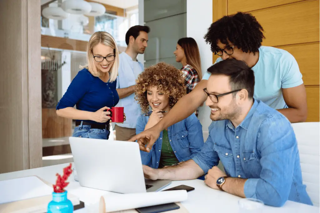 Teams collaborating effectively-business growth tactics